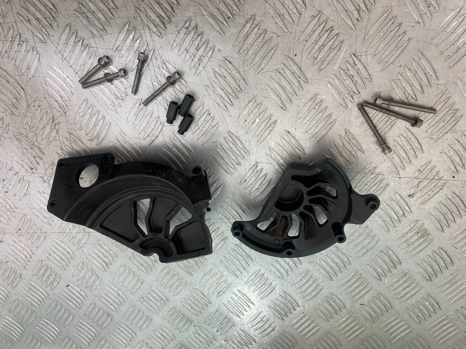 APRILIA TUONO 1000 V4R ENGINE COVERS  YEAR 2011-13  (CMB1331)