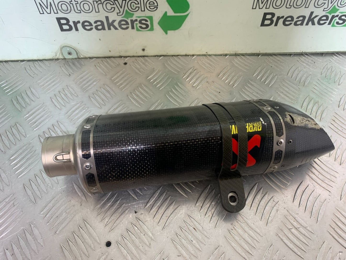 YAMAHA XSR900 XSR 900 AKRAPOVIC CARBON CAN    YEAR 2021-2022 (CMB1073)