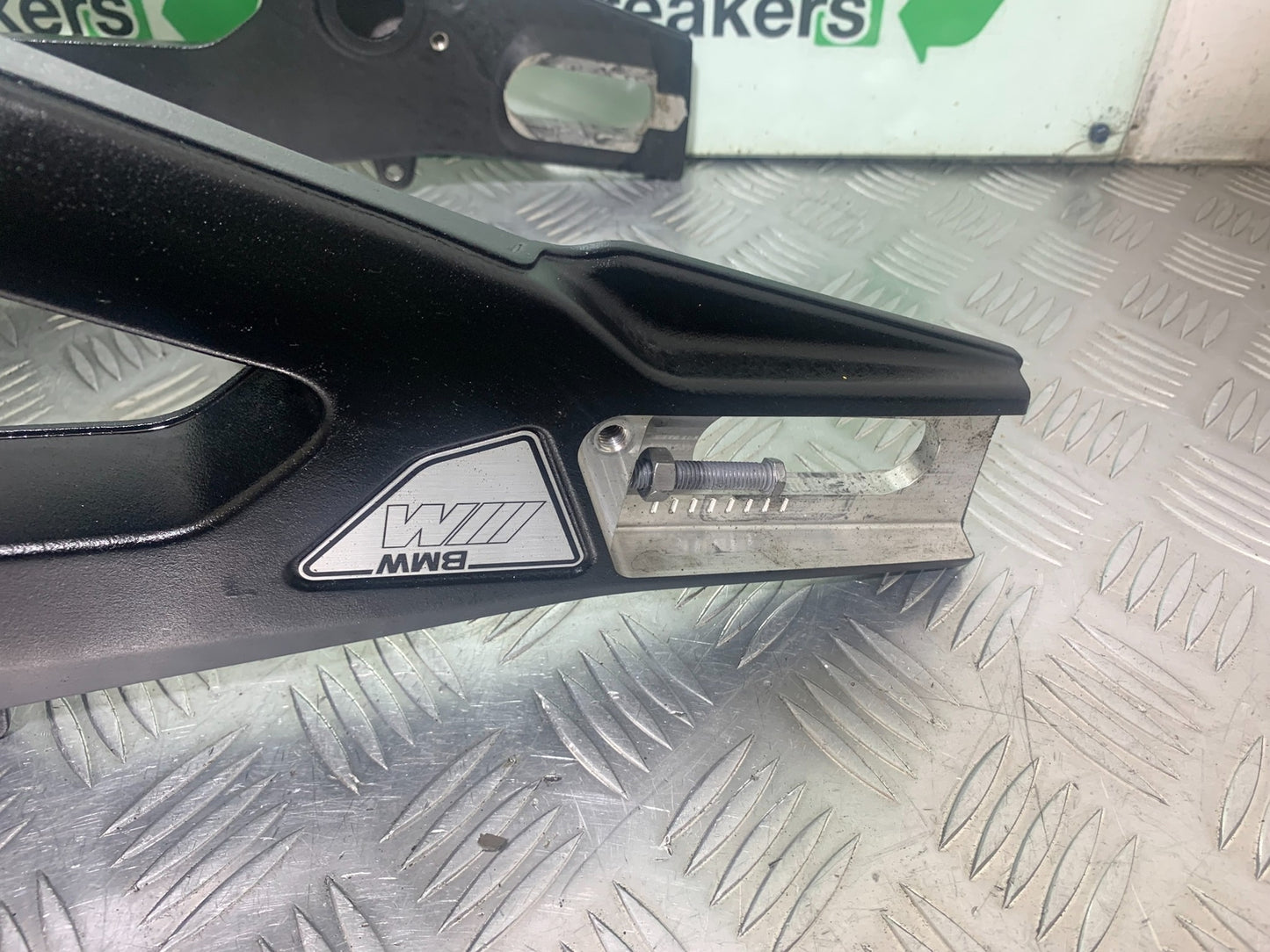 BMW M1000 R SWINGARM  YEAR 2023-2024 (CMB1140)