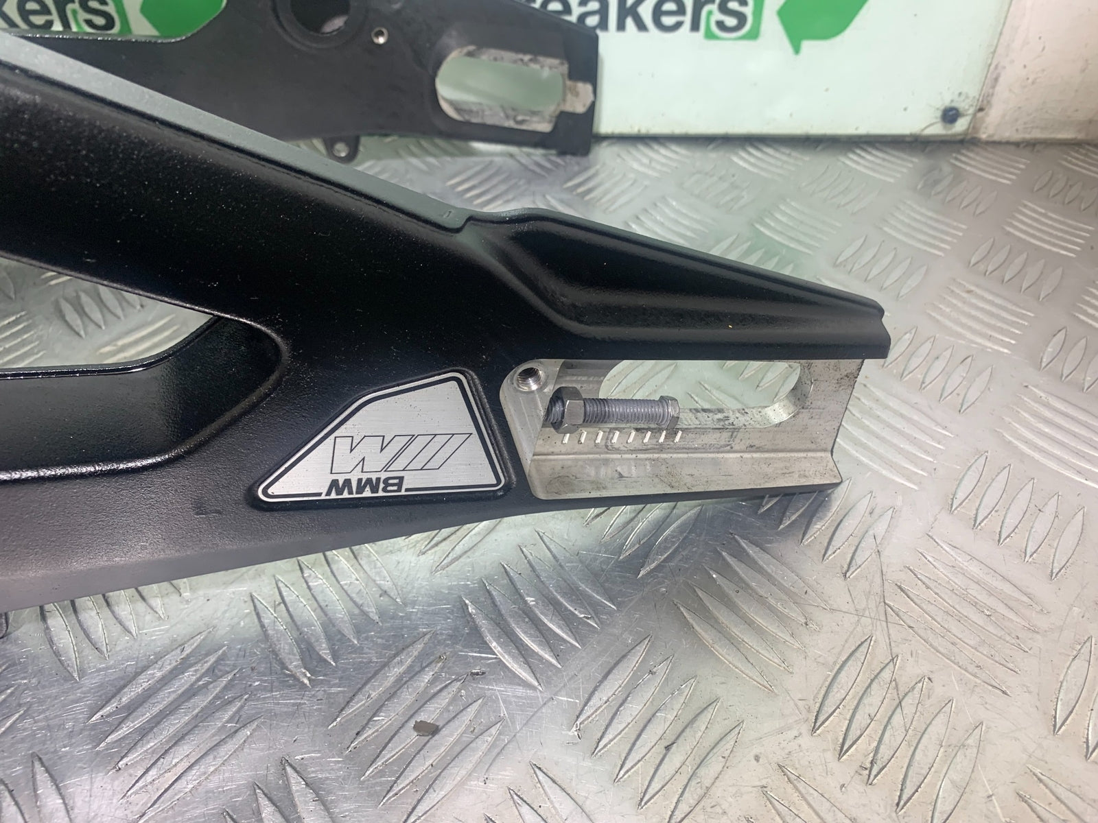 BMW M1000 R SWINGARM  YEAR 2023-2024 (CMB1140)