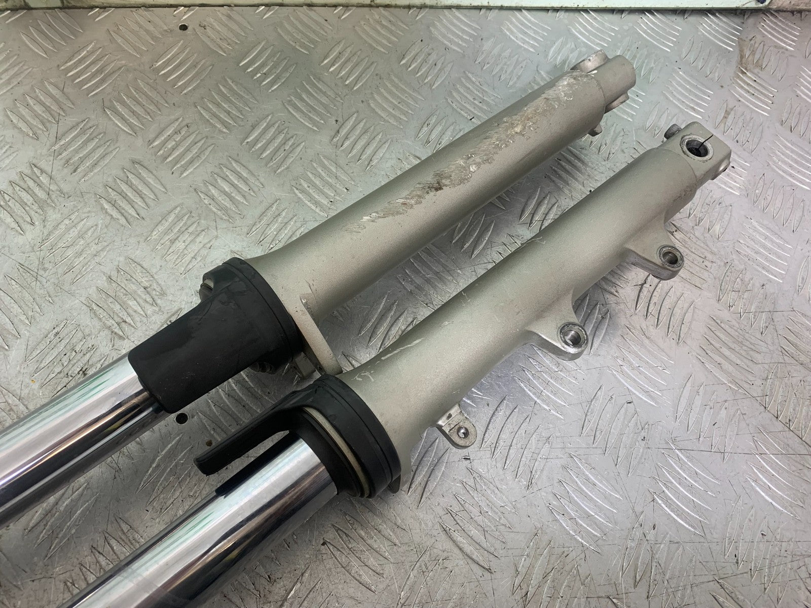 YAMAHA XJ900 XJ 900 DIVERSION FORKS (BENT) YEAR 1994-2002 (CMB1292)