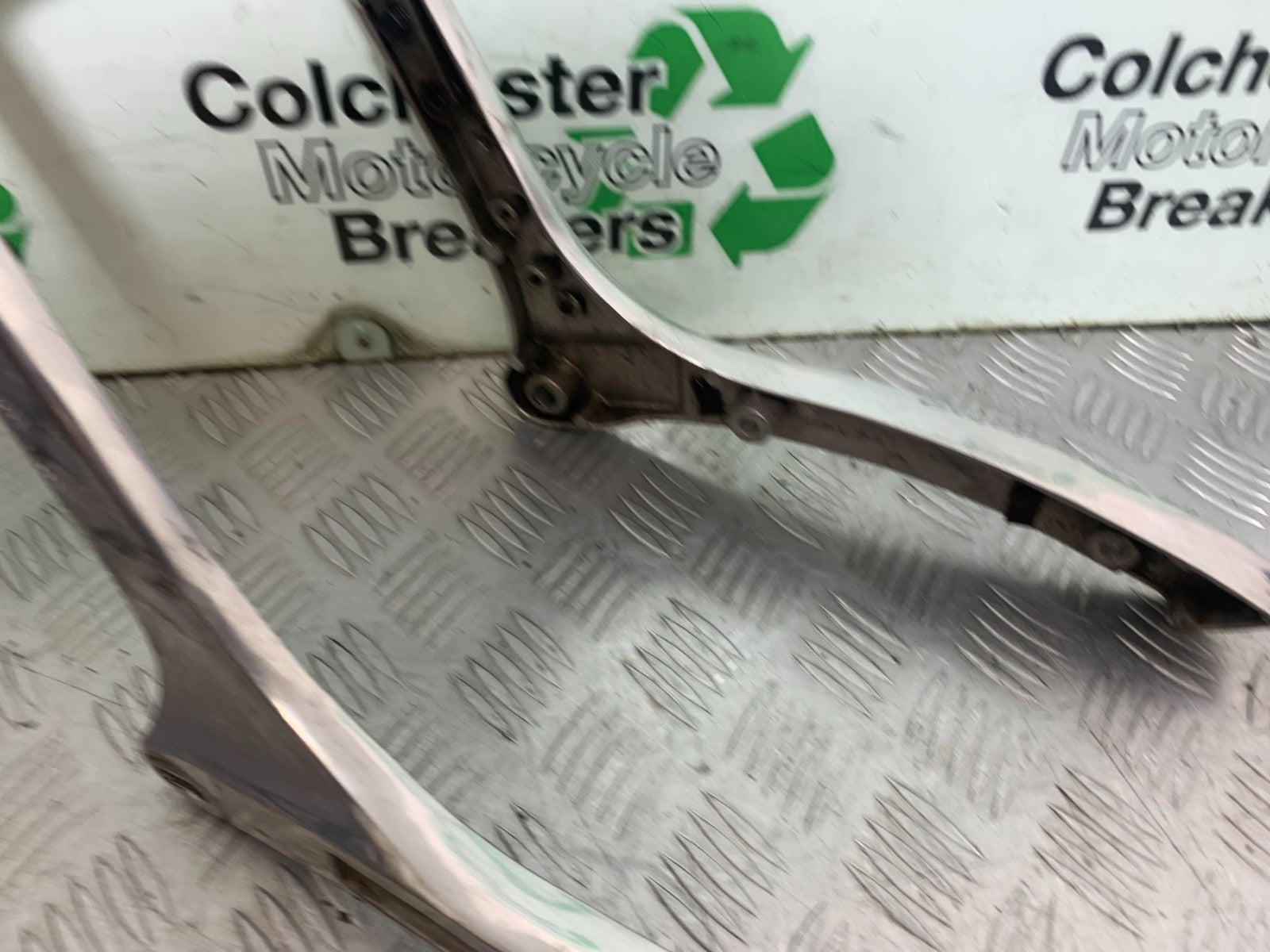 HONDA VT700 VT 700 SHADOW BACK REST  YEAR 1984-85 (CMB1328)