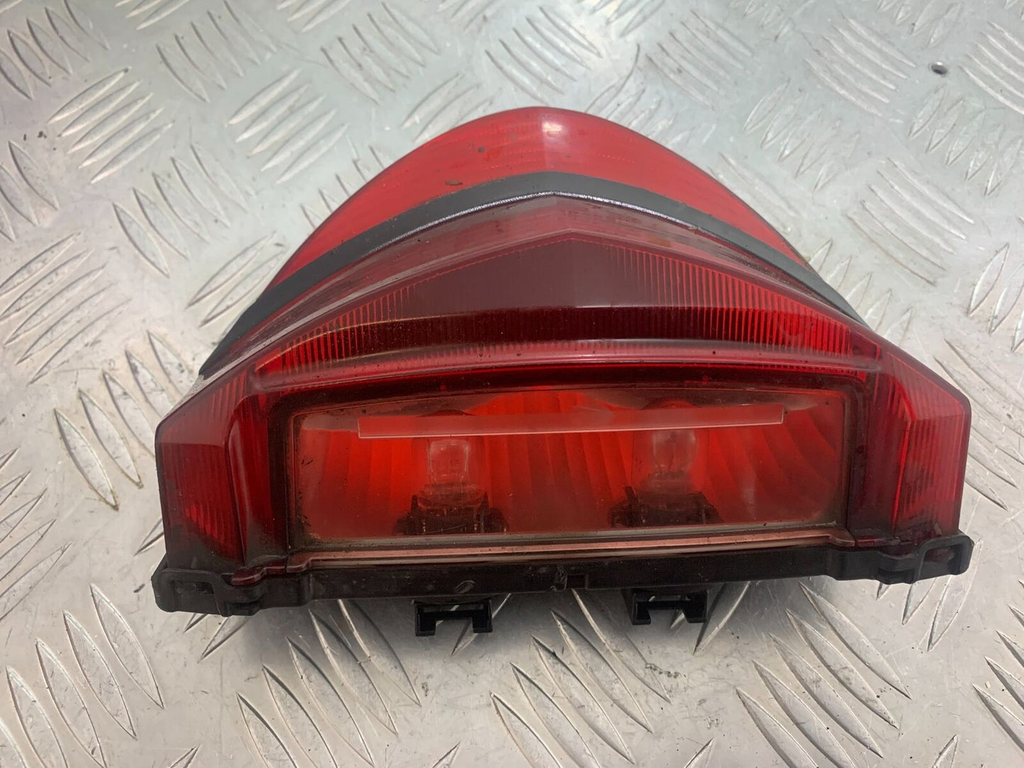 HONDA CBR 929 RRY FIREBLADE REAR LIGHT   YEAR 2000-01 (CMB1026)