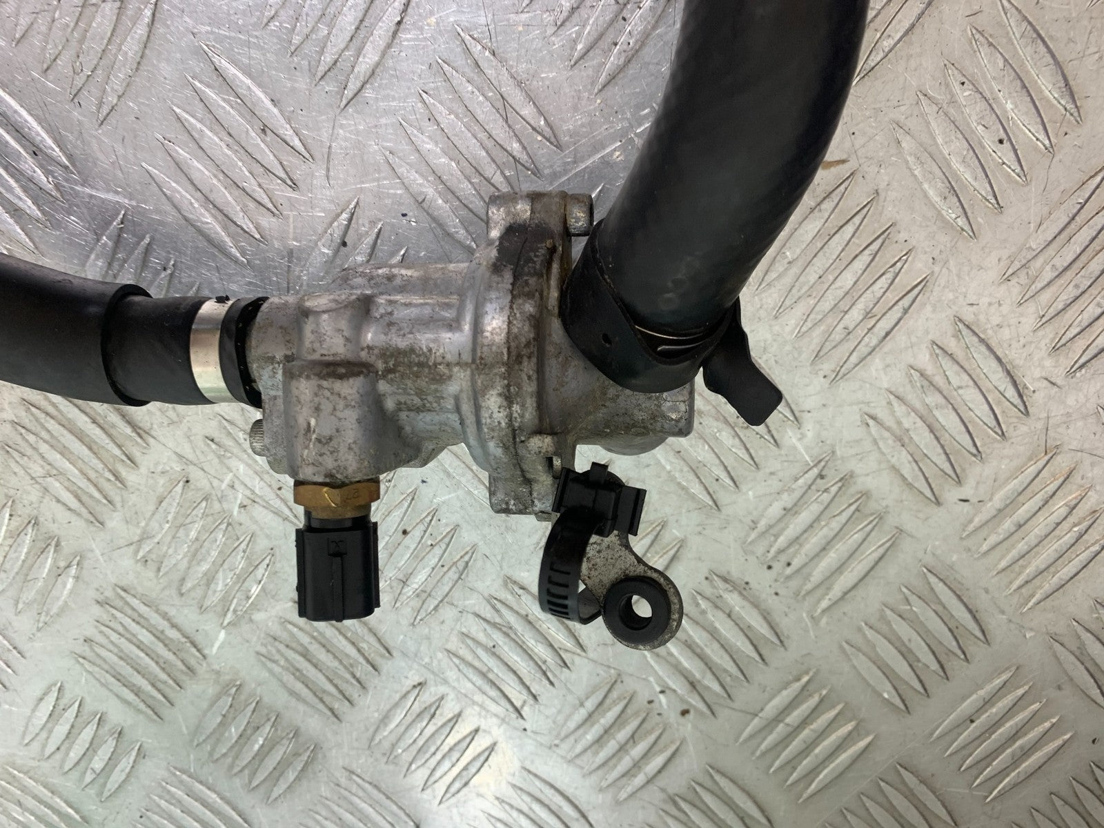 YAMAHA XVS 1300 MIDNIGHT STAR THERMOSTAT  YEAR 2007-16 (CMB1200)