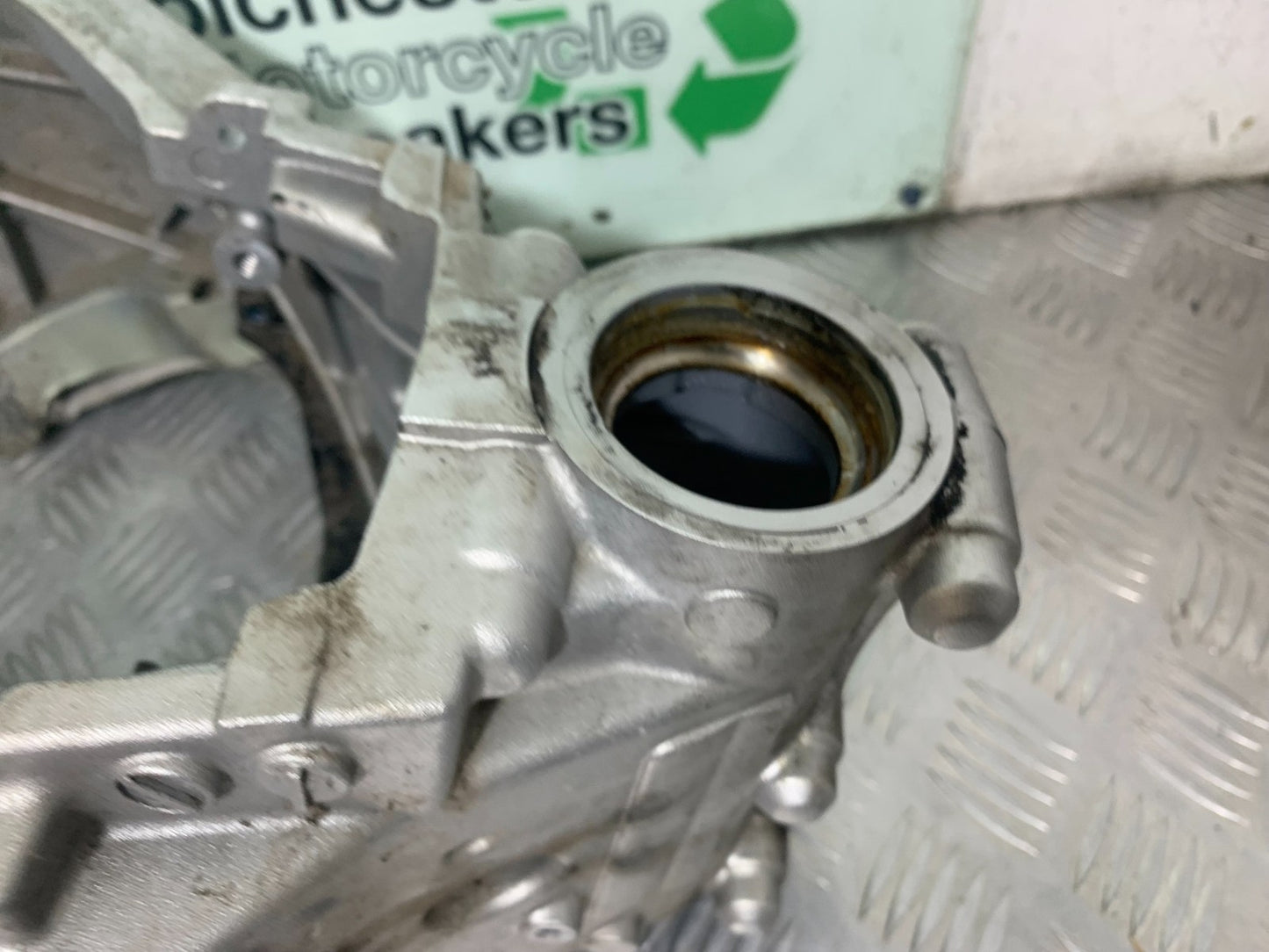SUZUKI GSR600 GSR 600 FRAME REG LOG BOOK   2006-2010 (CMB1177)