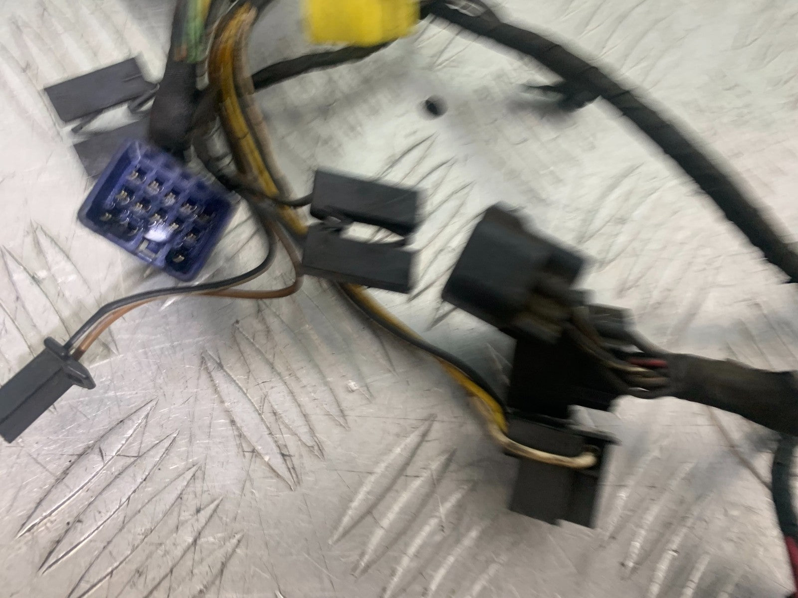 SUZUKI GSX750 INAZUMA WIRING LOOM YEAR 1998-2003 (CMB1308)
