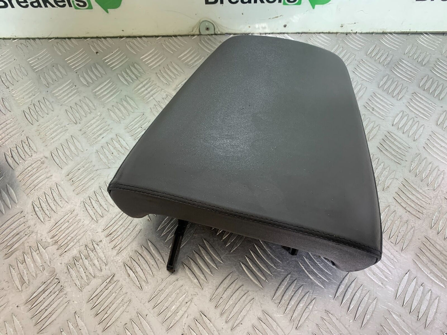 TRIUMPH TIGER 800 REAR SEAT  YEAR 2011-2014 (CMB1113)