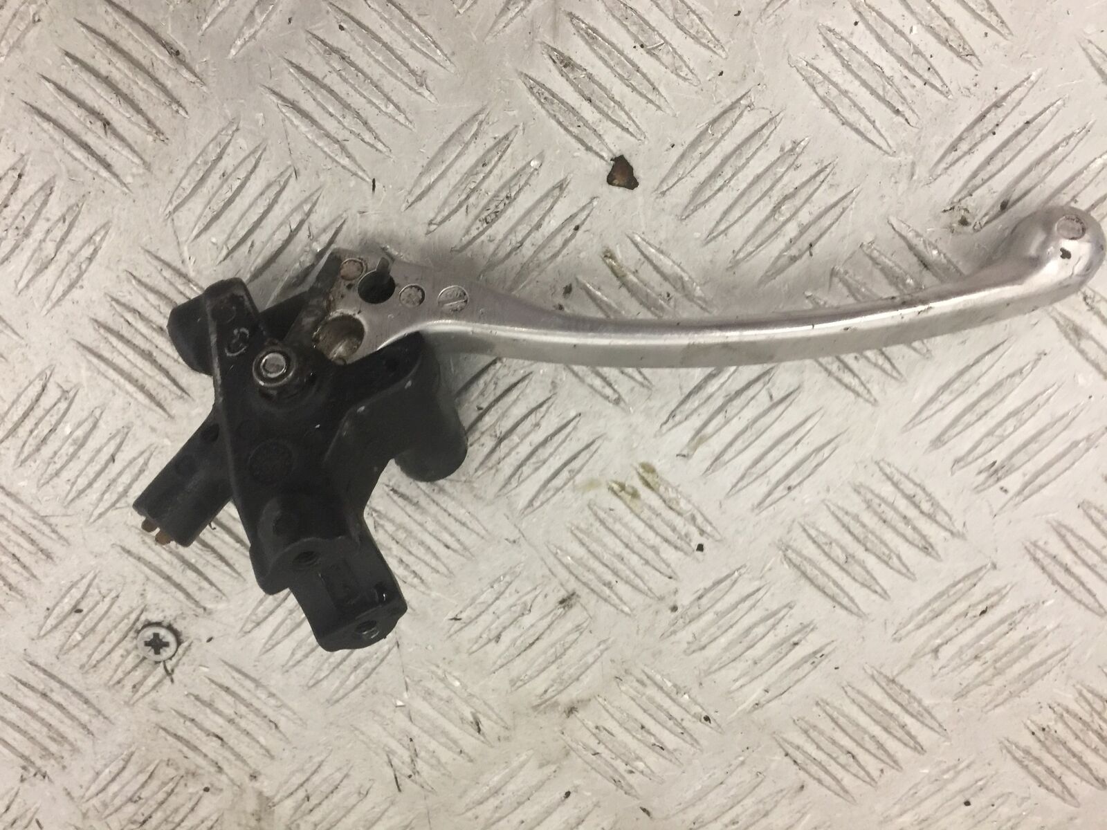 HONDA NT 700 V DEAUVILLE CLUTCH LEVER   YEAR 2006-2010 (STOCK 840)