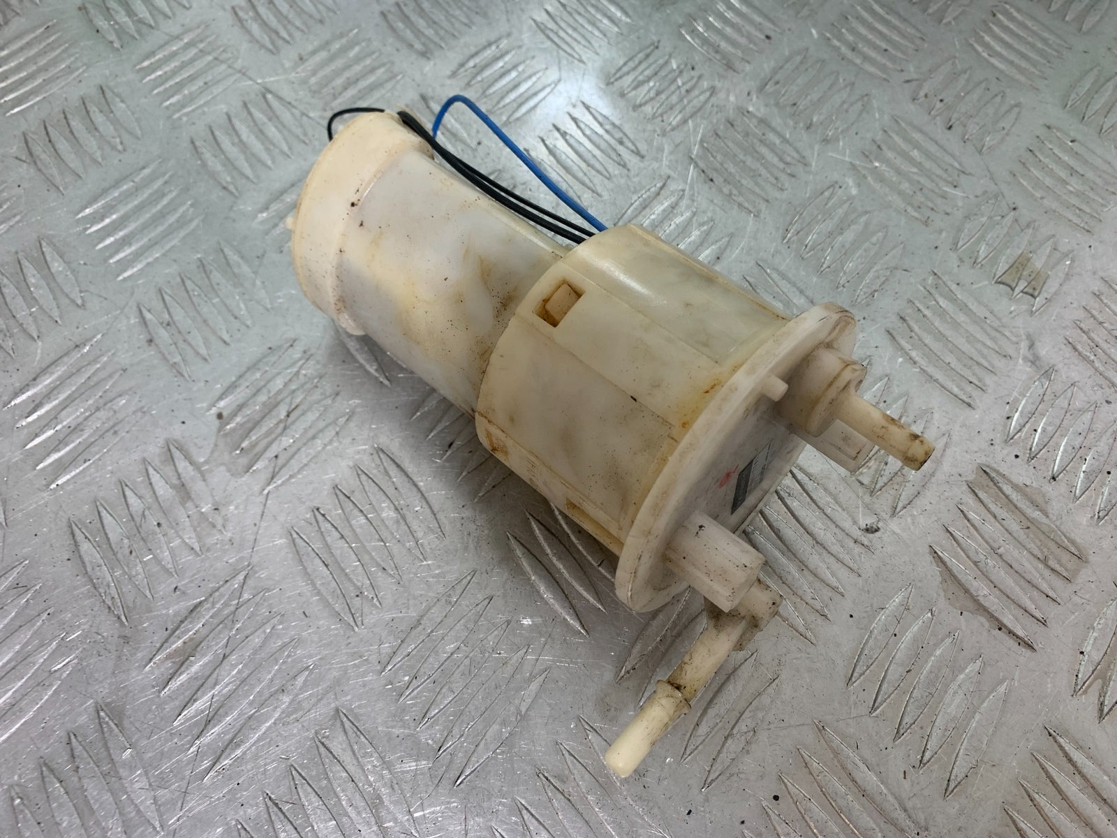 YAMAHA YZF R1 PETROL PUMP YEAR 2004-2006 (CMB1155)