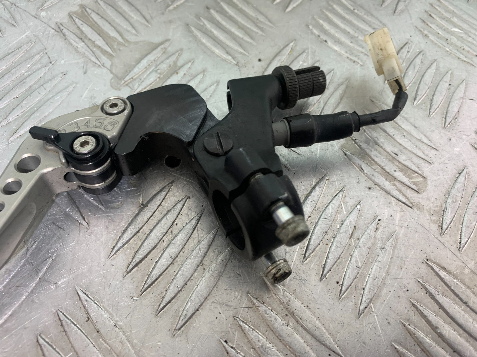 MV AGUSTA 800 F3 CLUTCH LEVER AND BRACKET  YEAR 2013-2016 (CMB1152)