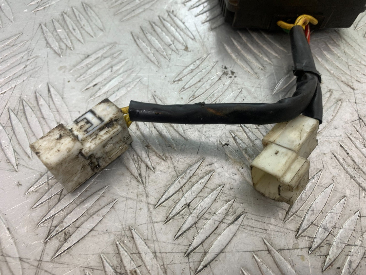 PIAGGIO VESPA GTS 125 REGULATOR  YEAR 2009-2014  (CMB1261)
