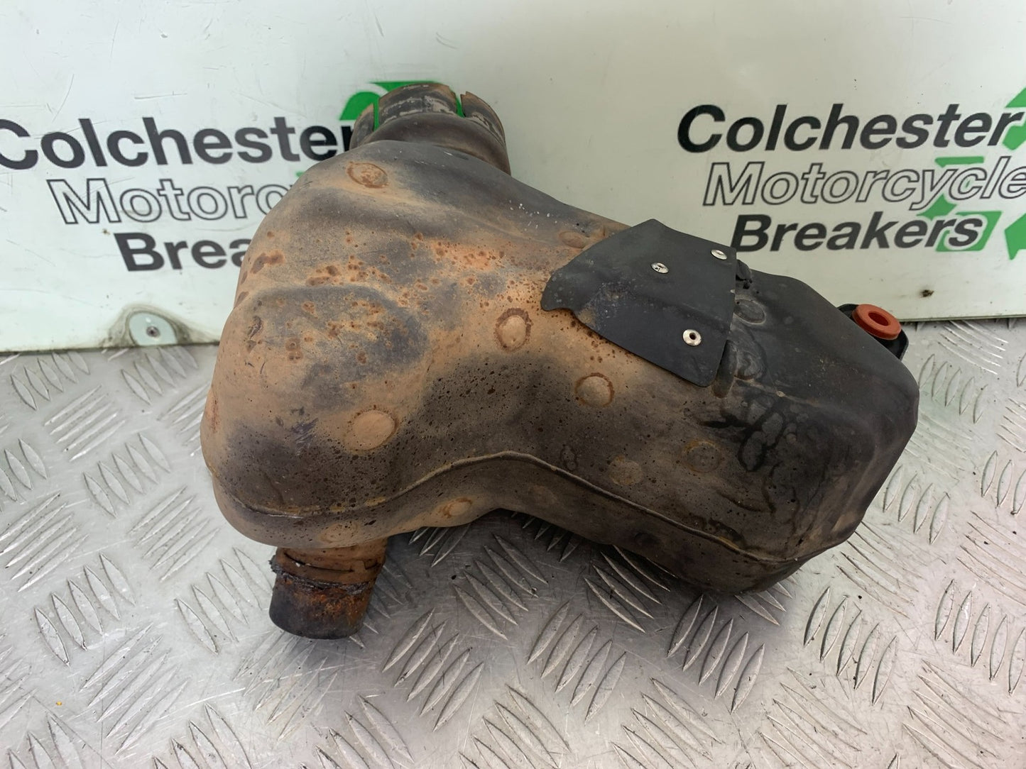 KTM 125 DUKE EXHAUST COLLECTOR BOX YEAR 2018-2023 (CMB1185)