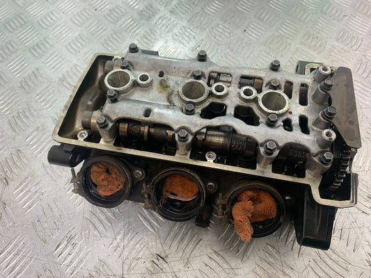 TRIUMPH 675 STREET TRIPLE R CYLINDER HEAD AND CAMS   YEAR 2012 (CMB1221)