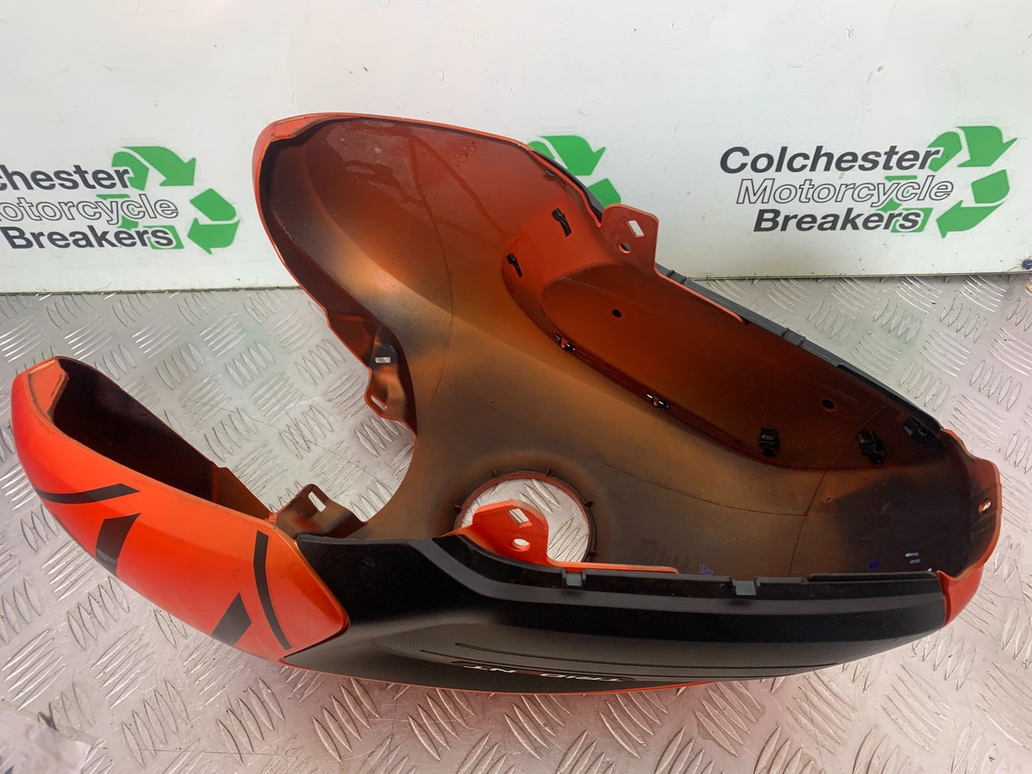 TRIUMPH TRIDENT 660 TANK COVER  YEAR 2021-2024 (CMB1148)