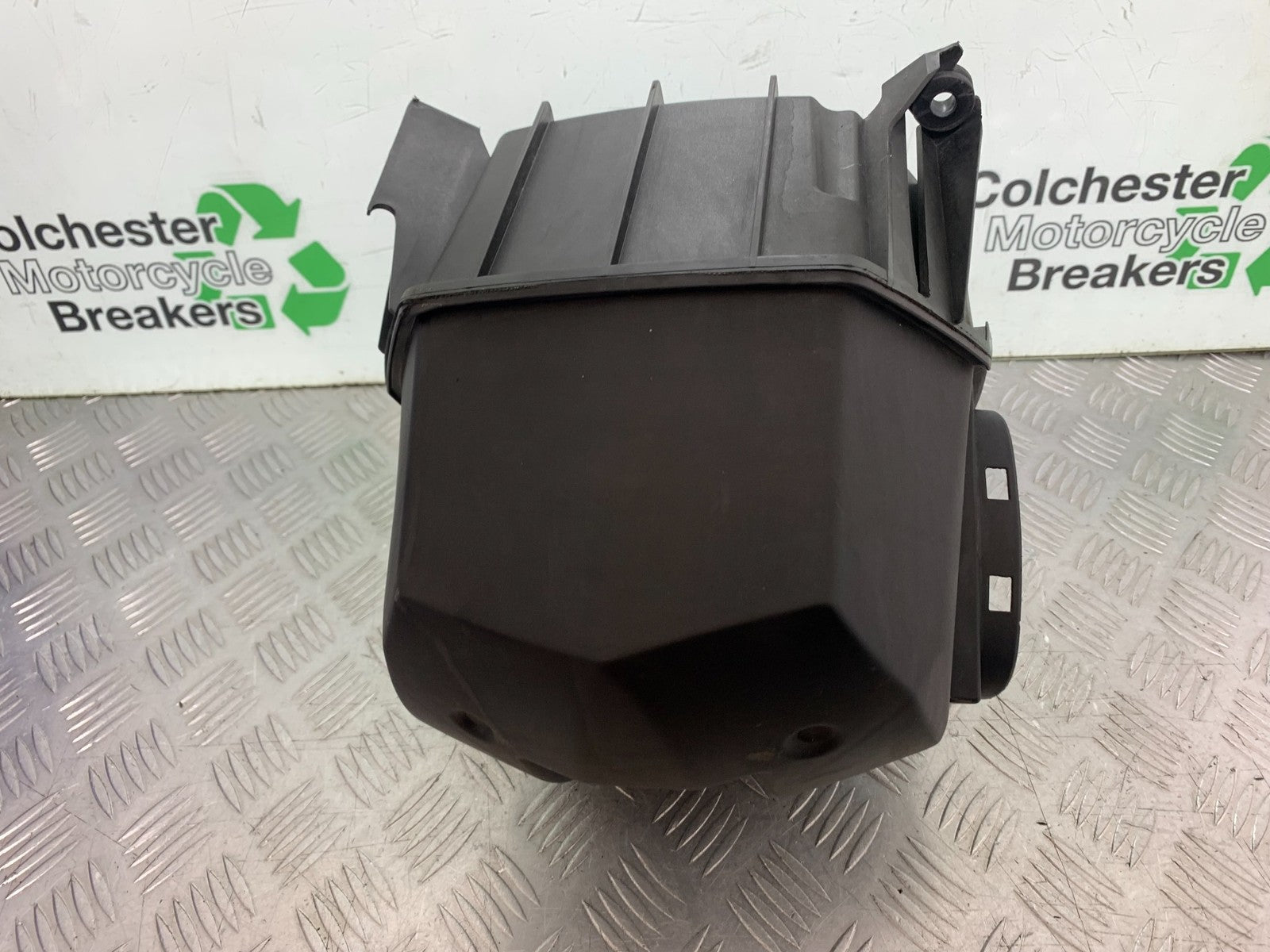 BMW F800 GT AIRBOX  YEAR 2013-2017 (CMB1248)
