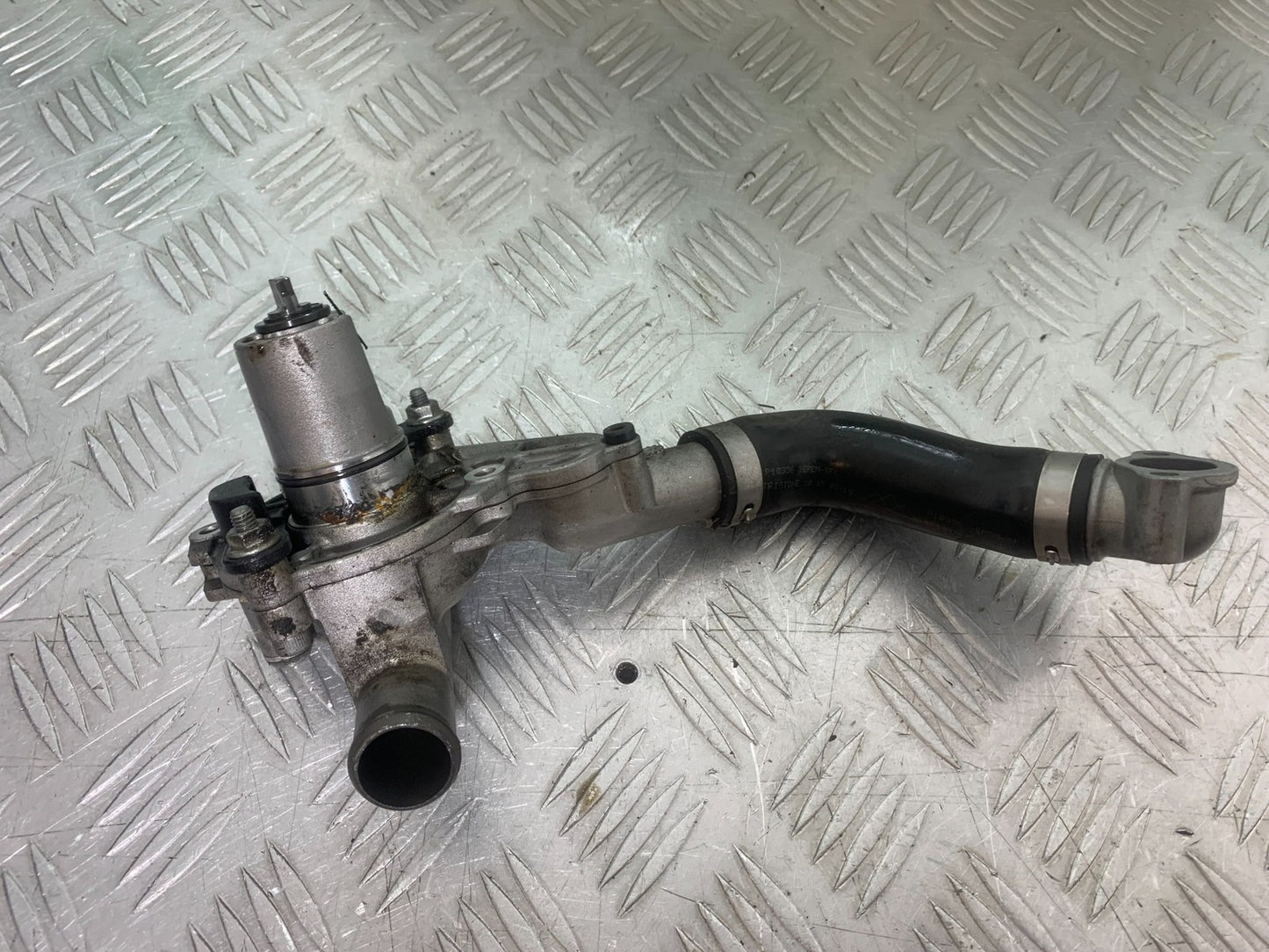 APRILIA RSV4 FACTORY WATER PUMP  YEAR 2009-2012 (CMB1224)