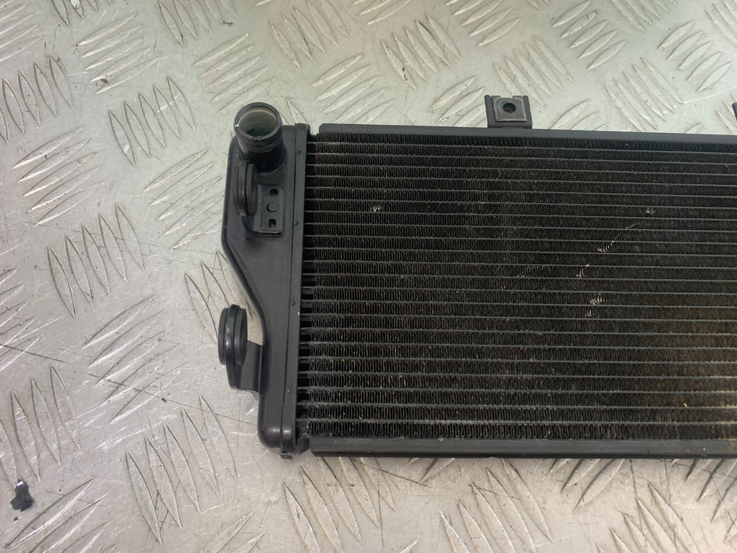 KAWASAKI ER6 N RADIATOR  YEAR 2012-2017 (CMB1324)