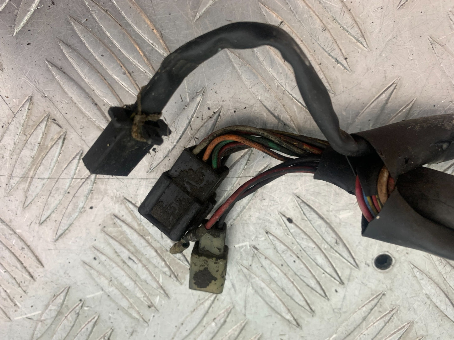 KAWASAKI ZZR1100 D LEFT SWITCH GEAR    YEAR 1993-2001 (CMB1164)