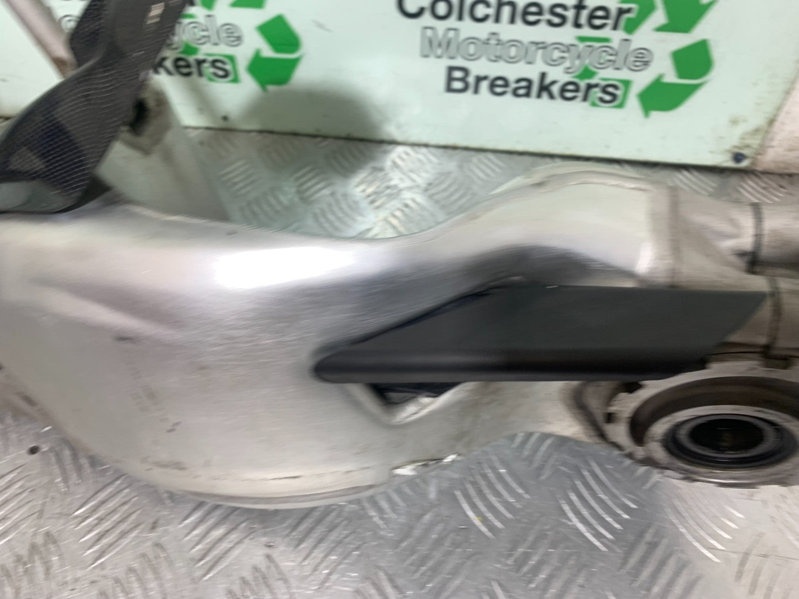 DUCATI 848 SWINGARM SHOCK AND LINKAGE   YEAR 2008-2010 (CMB1323)