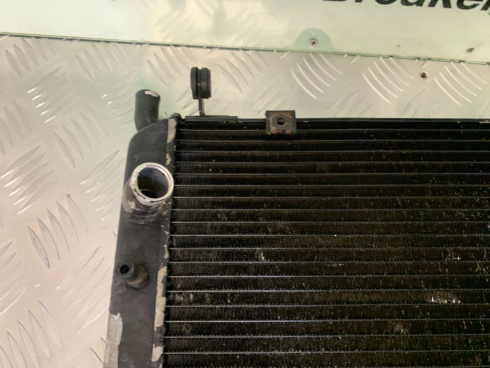 YAMAHA FJR1300 FJR 1300 RADIATOR  YEAR 2001-05 (STOCK 946)