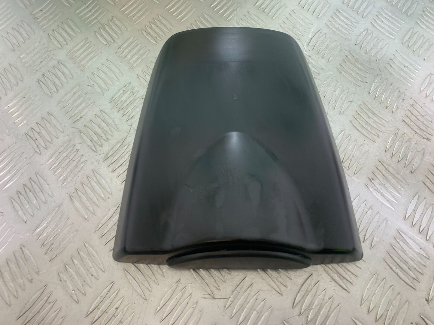 HONDA CBR600 CBR 600 RR REAR SEAT COWL   YEAR 2003-2004 CMB1086)