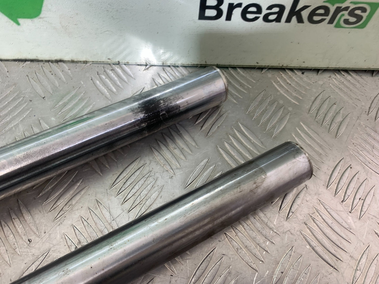 SUZUKI GSF600 GSF 600 BANDIT FORKS YEAR 2001-2003 (CMB1157)