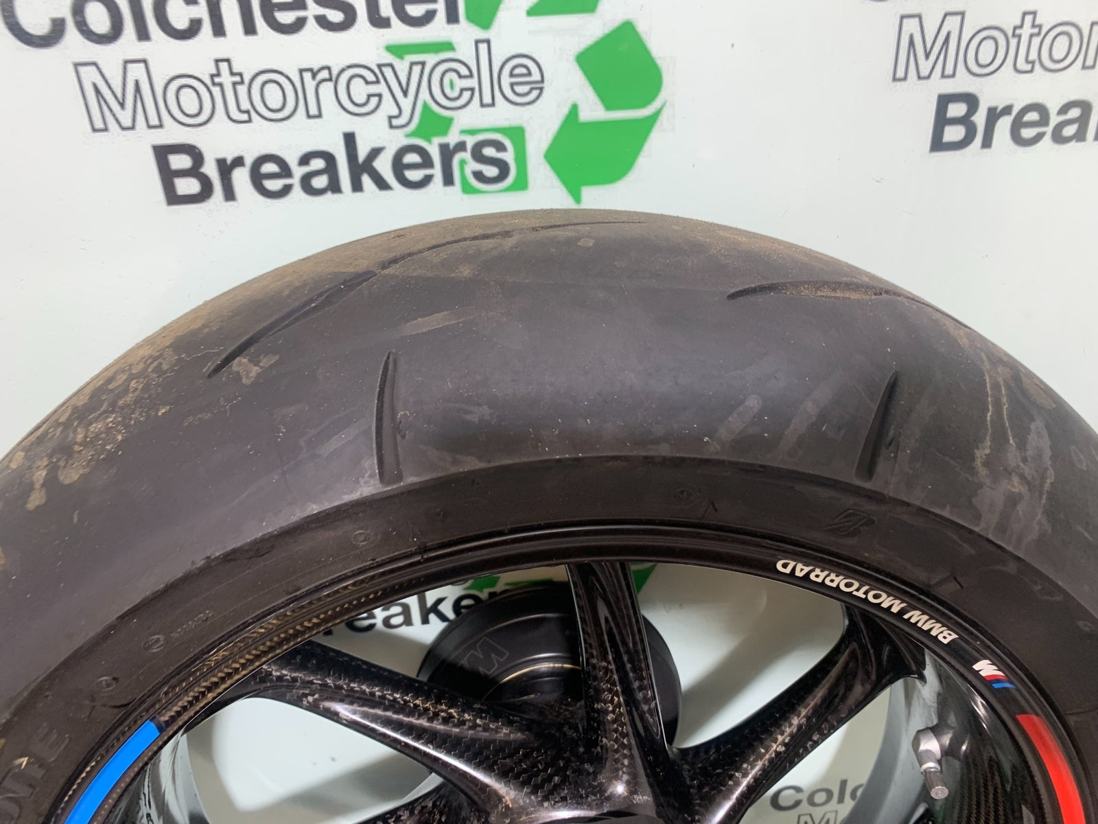 BMW M1000 R CARBON REAR WHEEL  YEAR 2023-2024 (CMB1140)