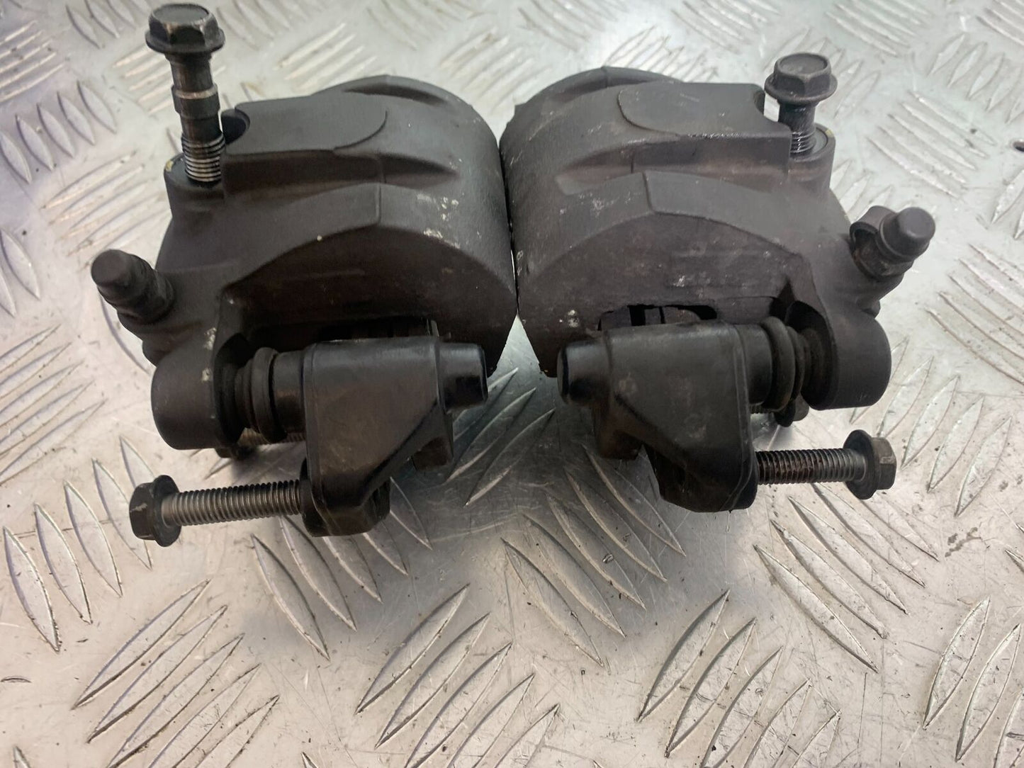 KAWASAKI Z650 ER650 KNFAN FRONT CALIPERS  YEAR 2022-2024 (CMB1112)