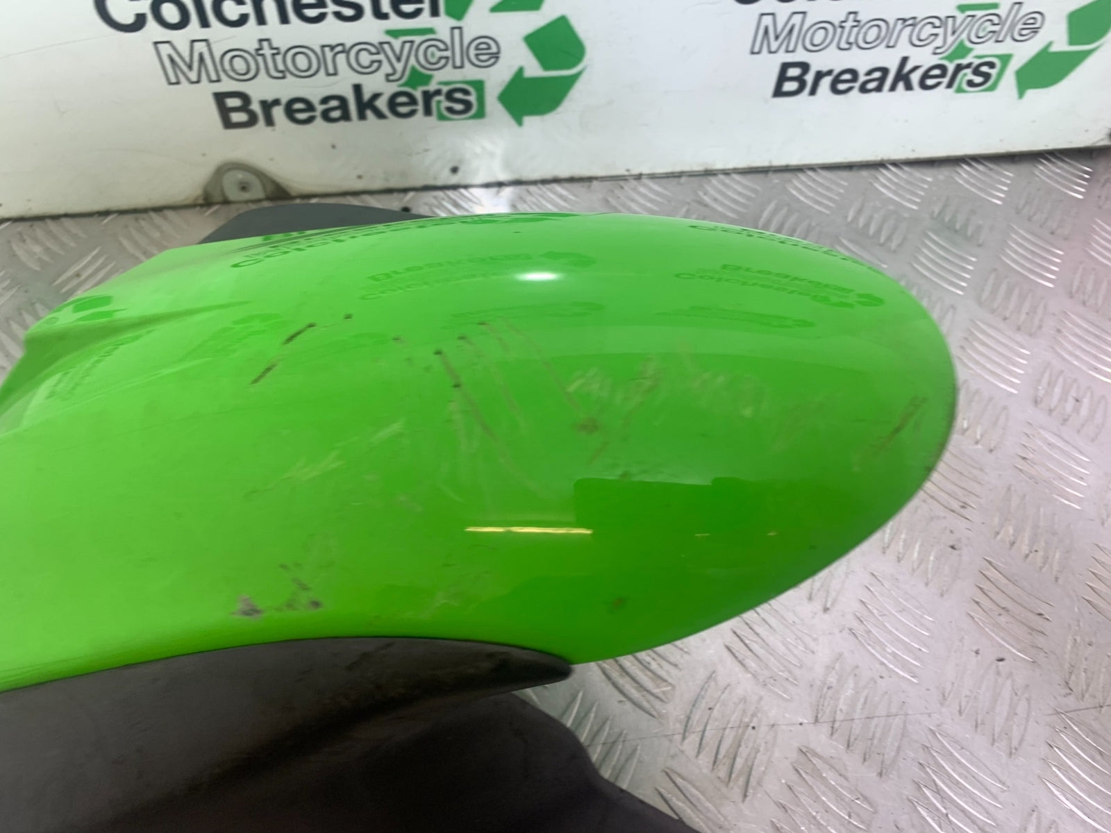 KAWASAKI ZX6R ZX6 R P7F P8F FRONT MUDGUARD YEAR 2007-08 (CMB1165)