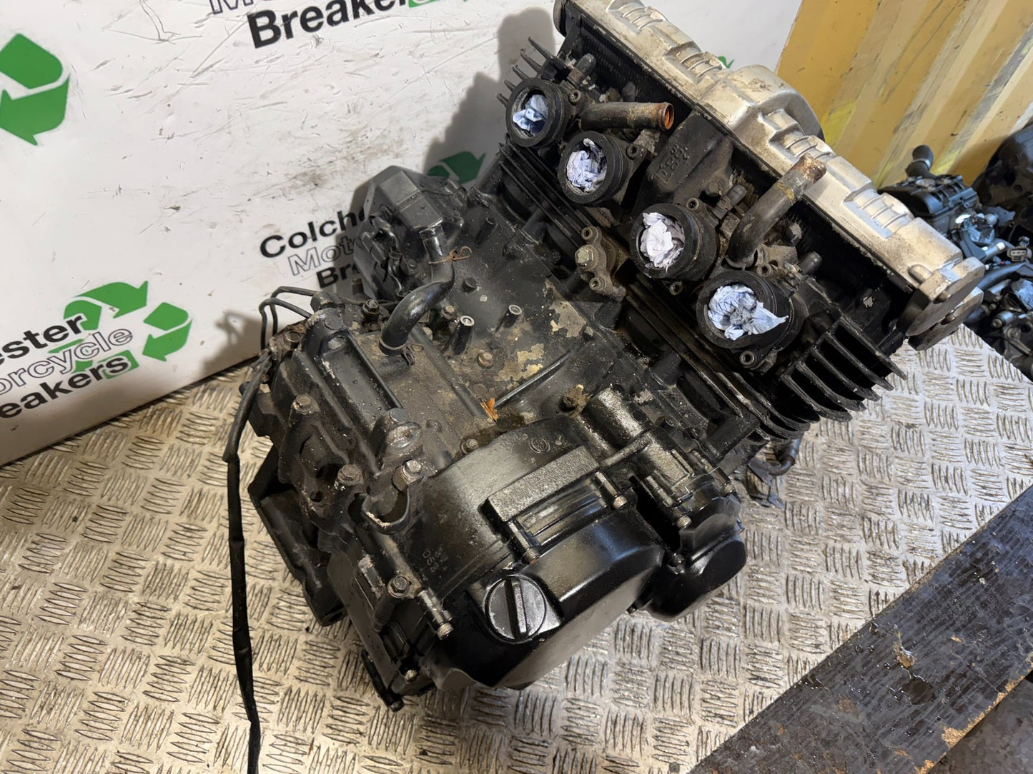 YAMAHA FZS600 FAZER 600 ENGINE YEAR 1998-2001 (CMB1267)