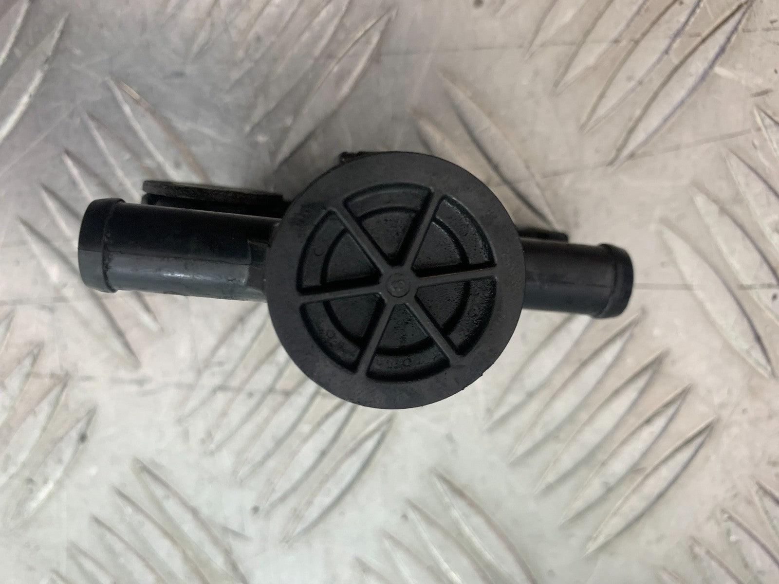 HONDA CB500 F CB500F AIR VALVE YEAR 2013-2015  (CMB1235)