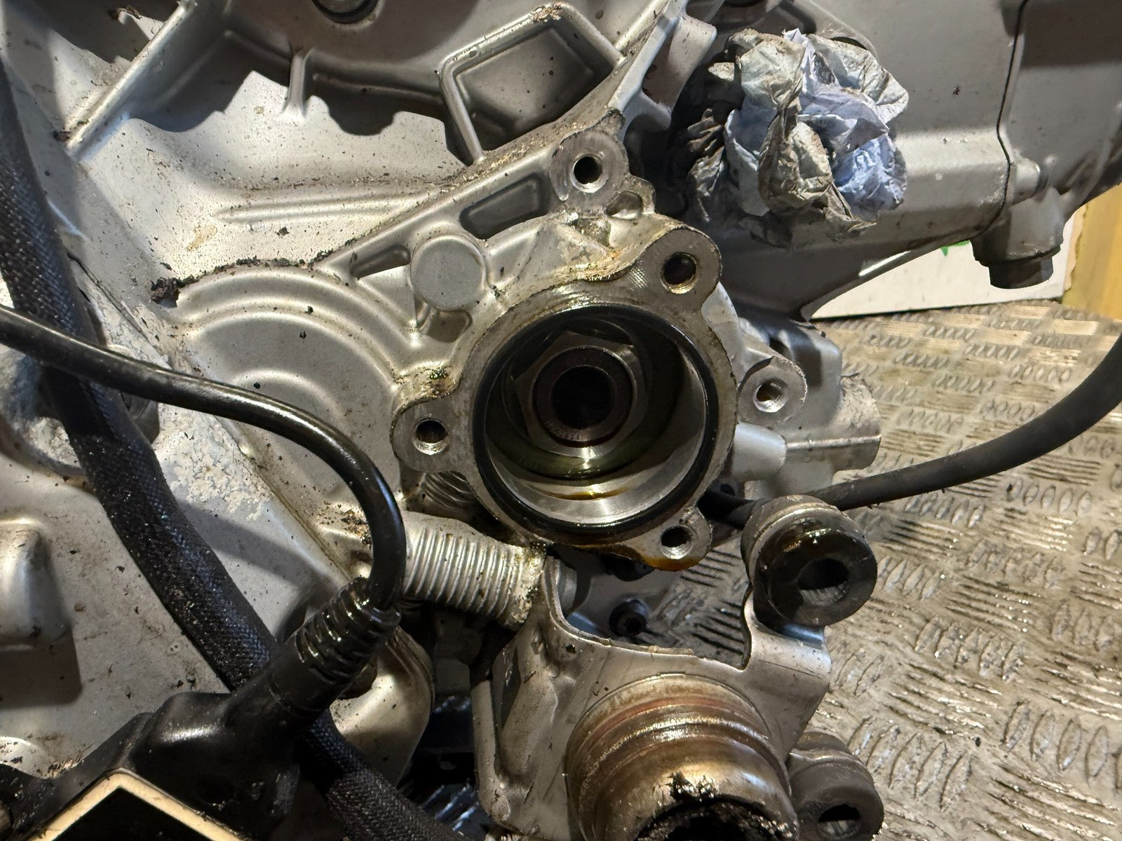 BMW R1200 R 1200 GS ENGINE YEAR 2013-2016 (CMB1257)