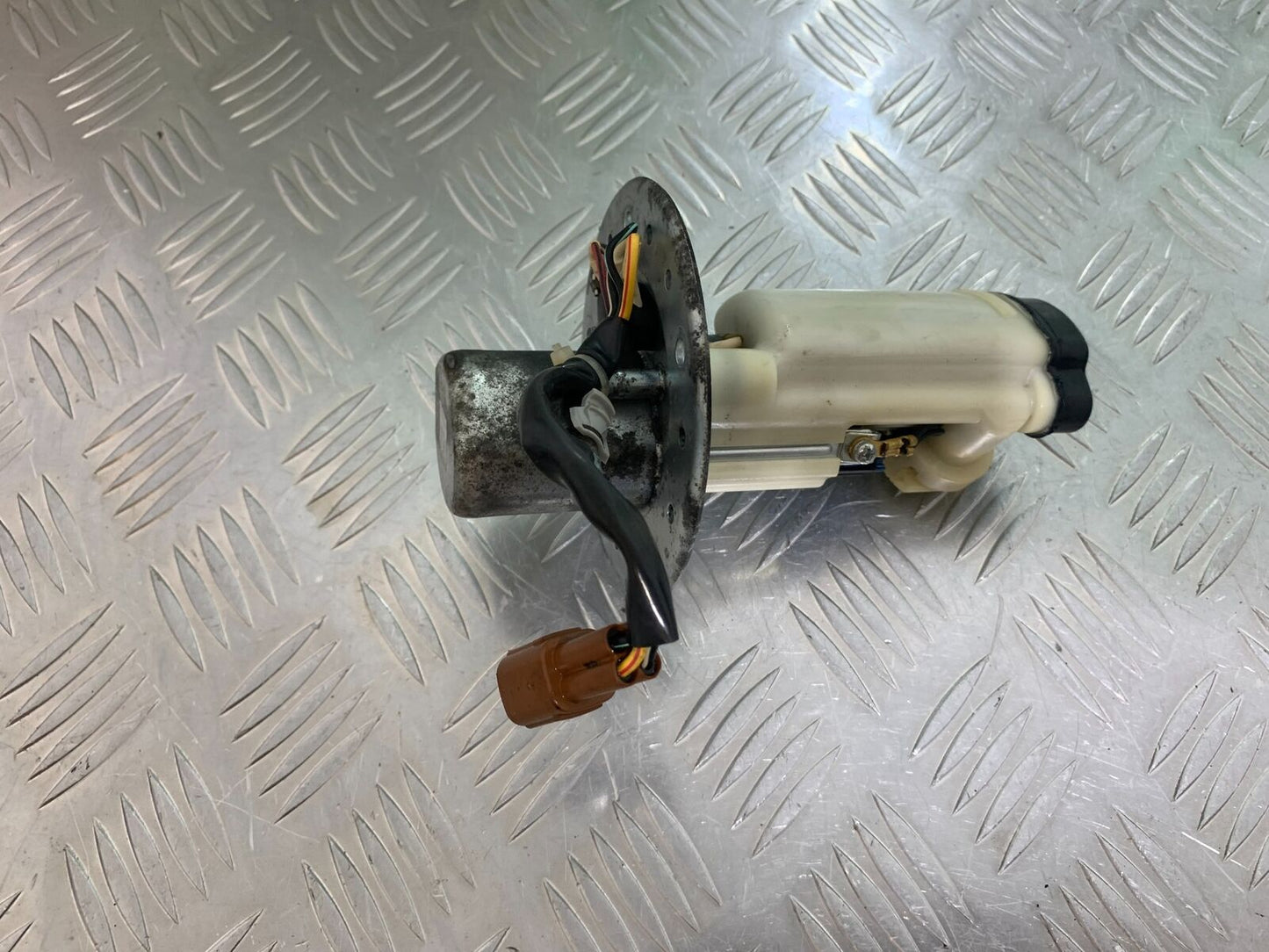 SUZUKI SV650 SV 650 PETROL PUMP  YEAR 2003-2006 (CMB1024)