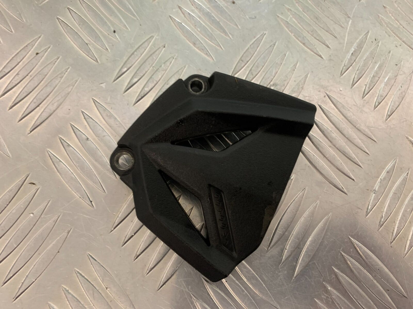 KAWASAKI NINJA 250 SL SPROCKET COVER    YEAR 2015-2017 (STOCK 983)