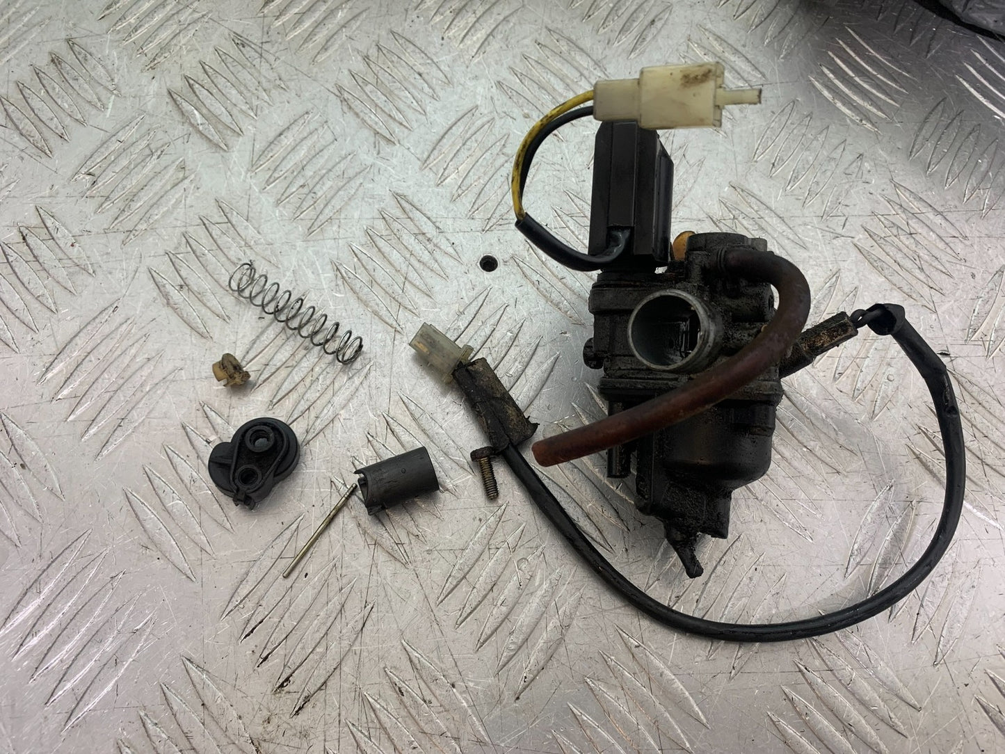 PIAGGIO VESPA LX50 LX S 50 CARB YEAR 2007-2016 (CMB1290)