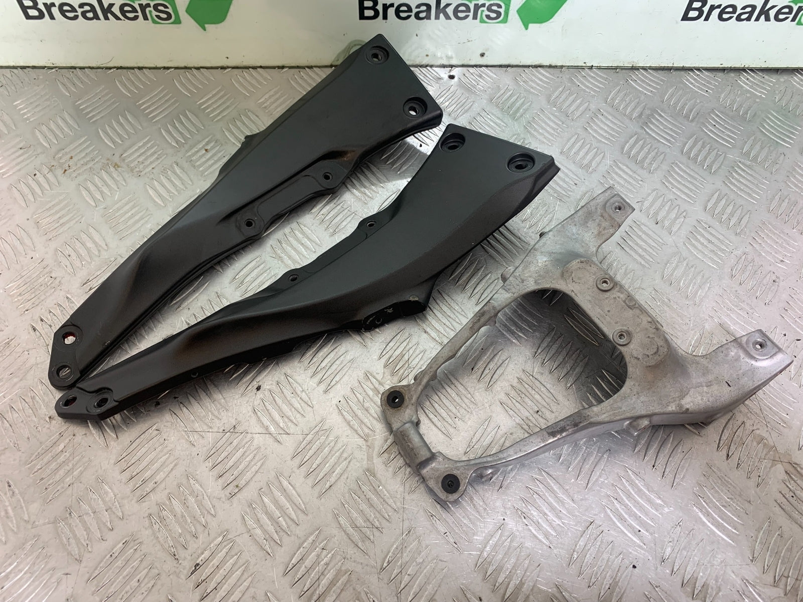 KAWASAKI ZX10R ZX 10R REAR SUBFRAME YEAR 2011-2015 (CMB1154)