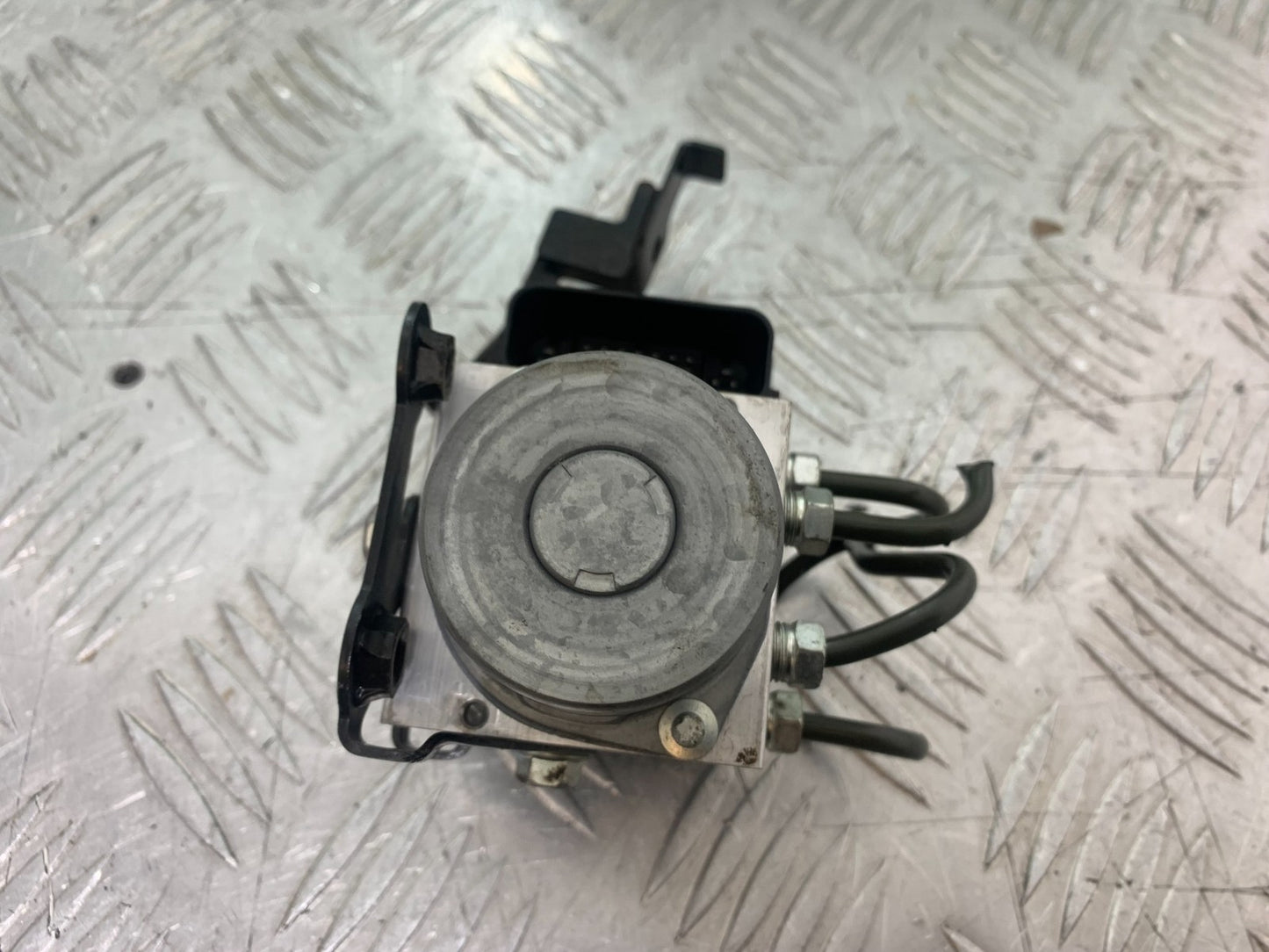 YAMAHA XSR900 XSR 900 ABS PUMP  YEAR 2022-2024 (CMB1215)