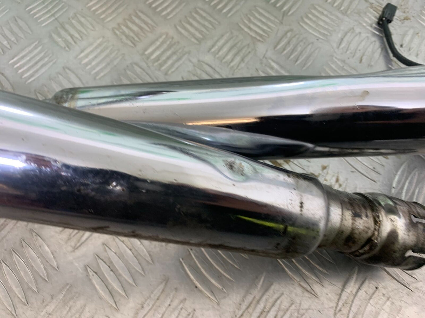 TRIUMPH THUNDERBIRD 1600 EXHAUST DOWNPIPES YEAR 2011 (CMB1107)