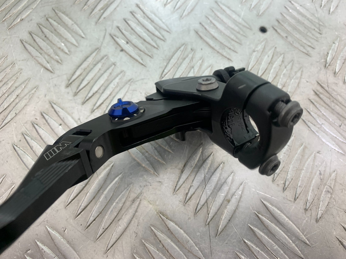 BMW M1000 R CLUTCH LEVER AND BRACKET  YEAR 2023-2024 (CMB1140)