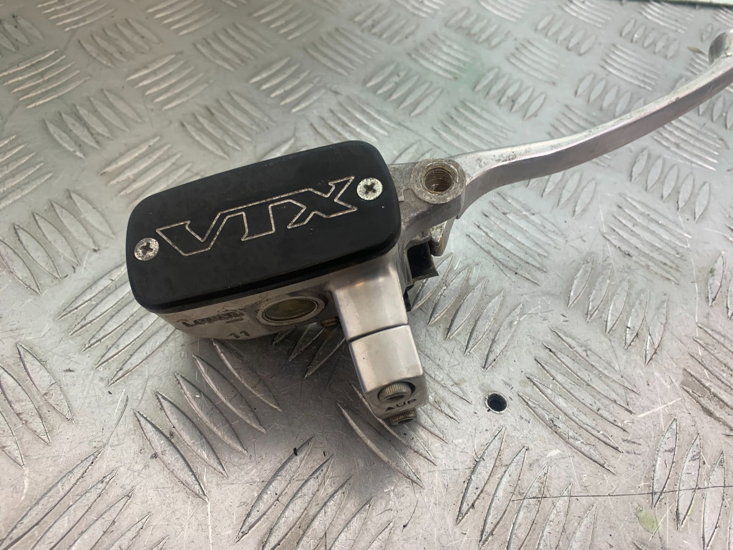 HONDA VTX1300 S-6 FRONT BRAKE MASTER CYLINDER  YEAR 2004-09 (CMB1159)