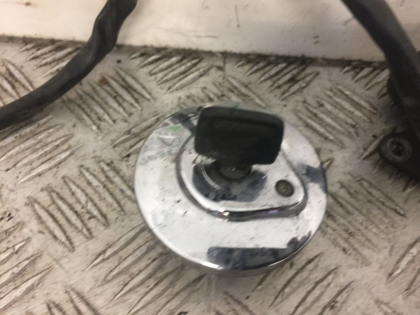 HONDA VT750 VT 750 SHADOW LOCKS AND KEY YEAR 1998 (STOCK 402)