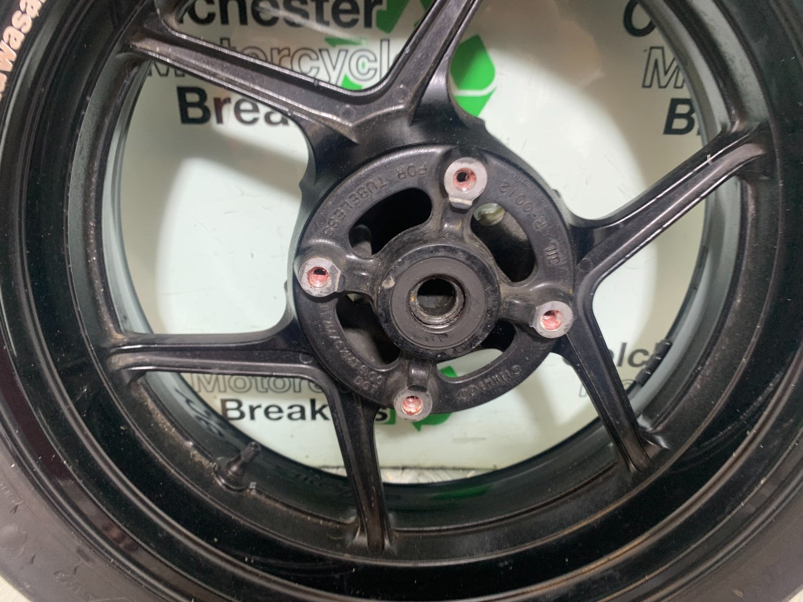 KAWASAKI ZX10R ZX10 R REAR WHEEL   2008-2010 (CMB1206)