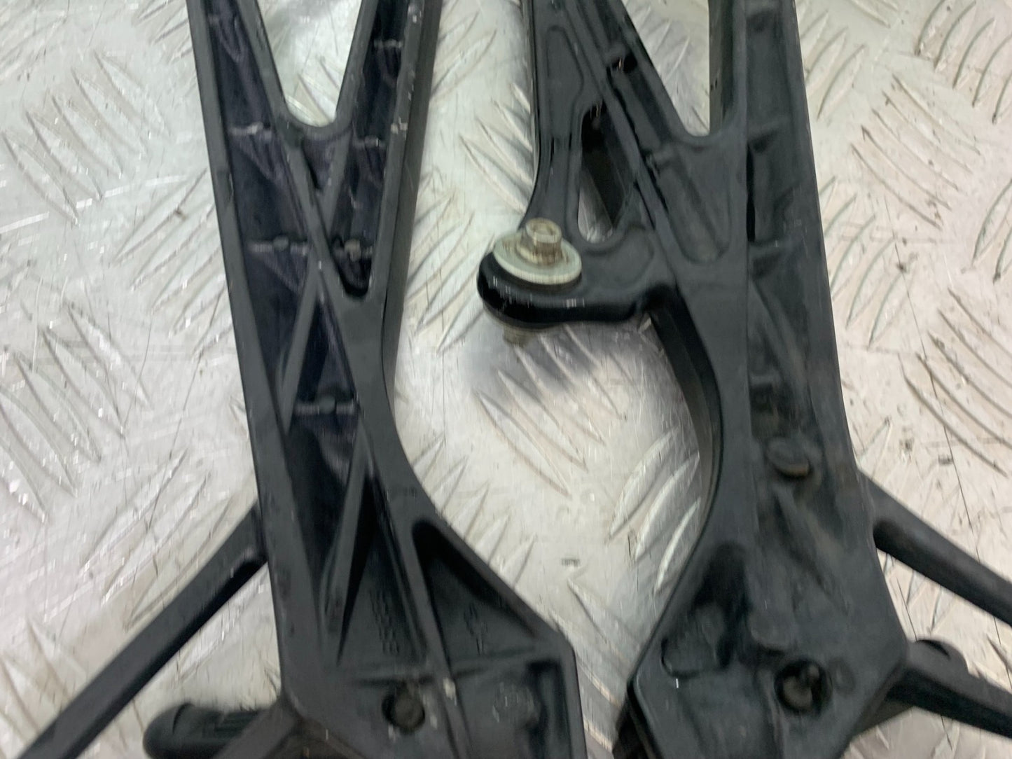 MV AGUSTA 800 F3 REAR HANGERS AND PEGS  YEAR 2017-2019 (CMB1227)