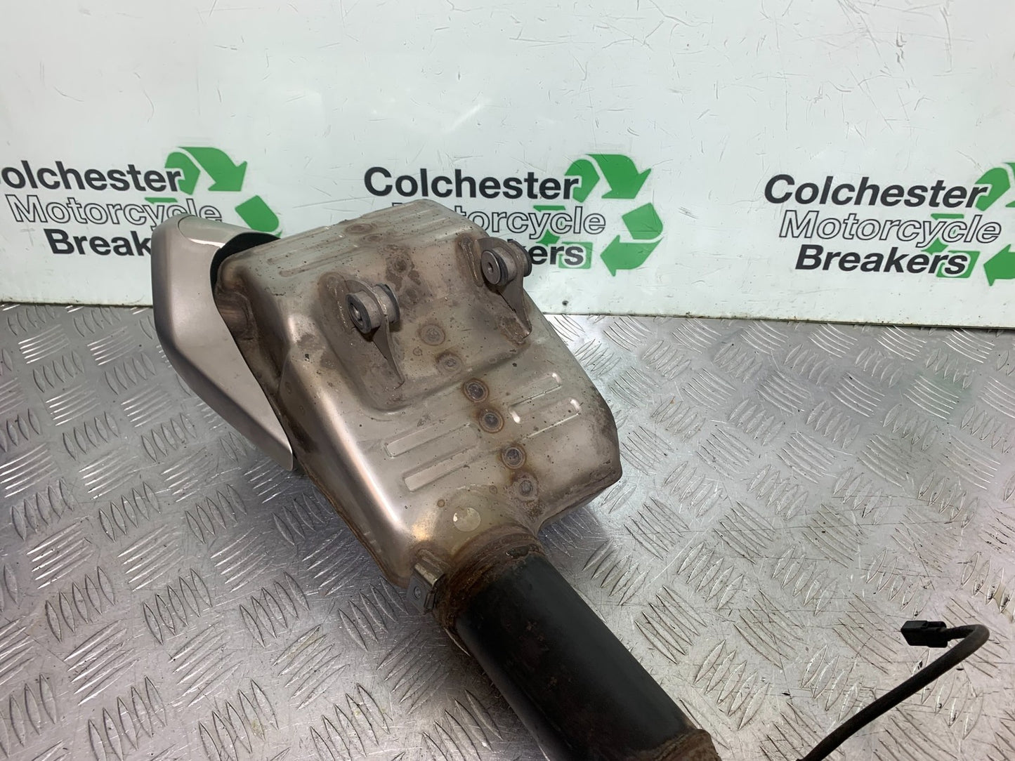 TRIUMPH TRIDENT 660 EXHAUST    YEAR 2021-2024 (CMB1295)