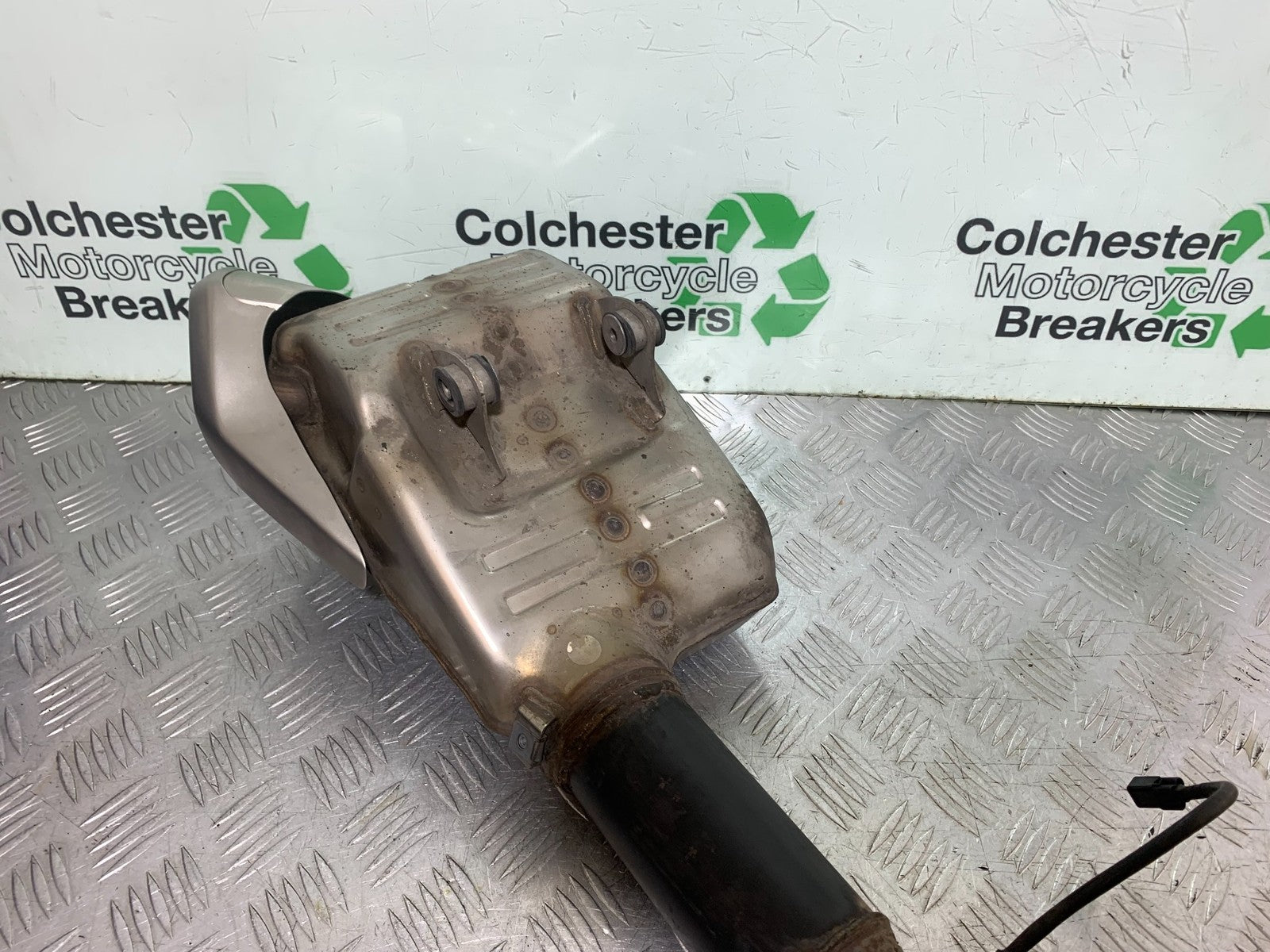 TRIUMPH TRIDENT 660 EXHAUST    YEAR 2021-2024 (CMB1295)