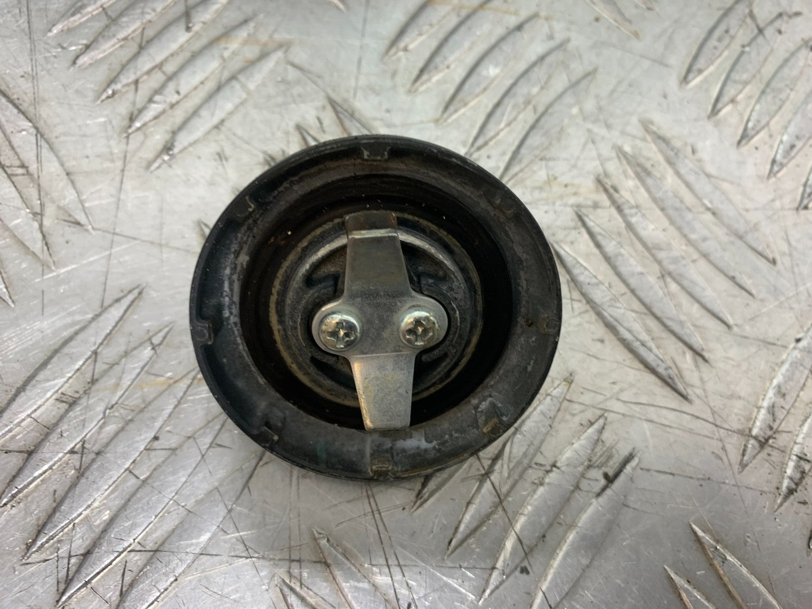 YAMAHA XMAX 300 PETROL CAP YEAR 2017-2020 (CMB1218)