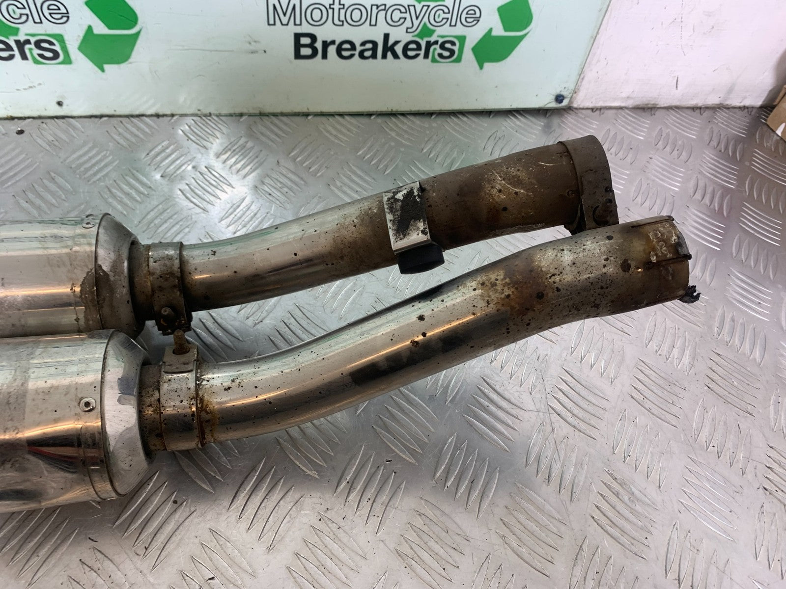 YAMAHA XJR1300 XJR 1300 SILENCERS   YEAR 1999-2003 (CMB1119)
