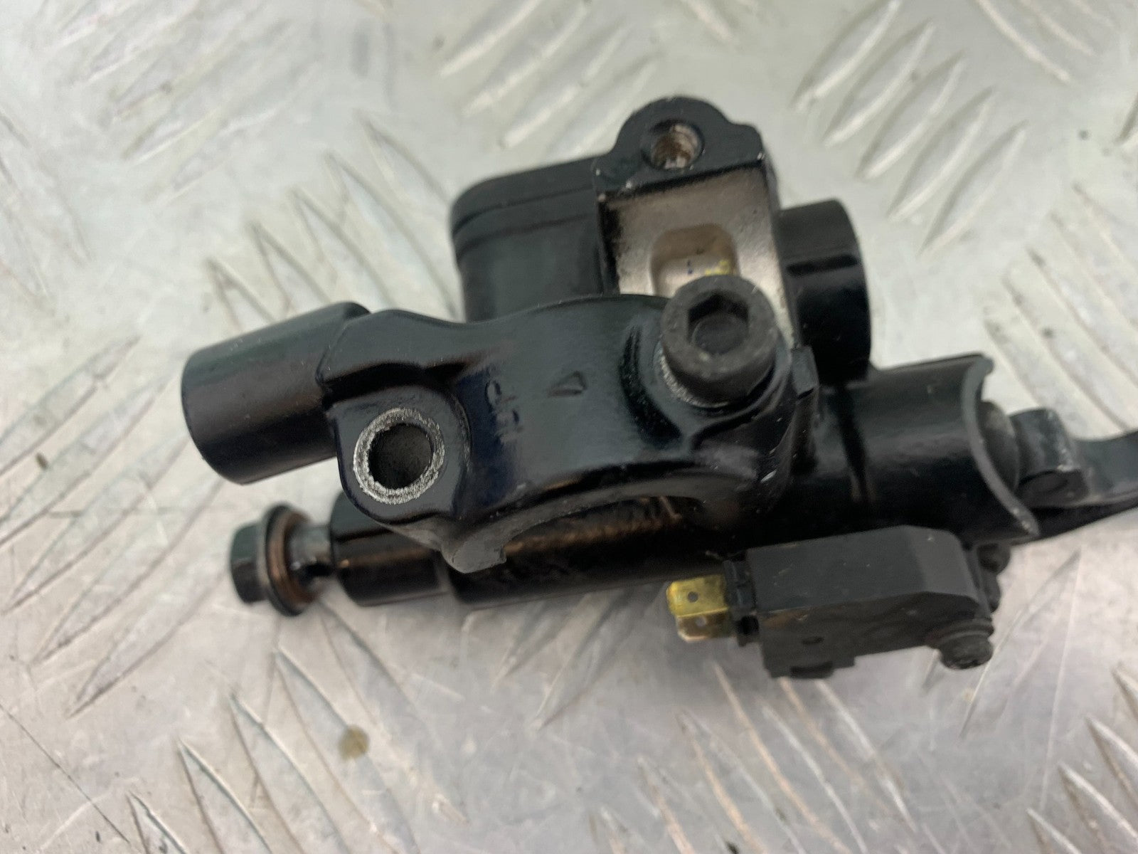 YAMAHA XMAX 125 XMAX-125 FRONT MASTER CYLINDER  YEAR 2015-2020  (CMB1266)
