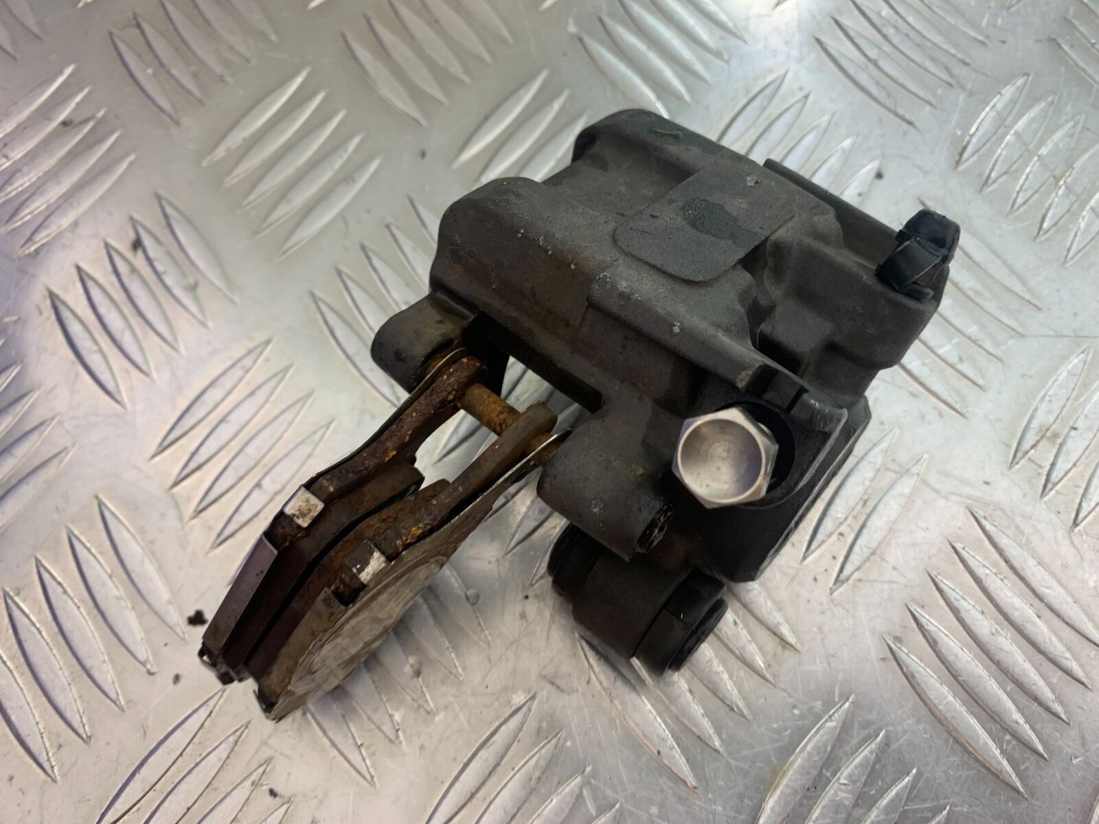HONDA CBR600 CBR 600 F2 REAR CALIPER YEAR 1991-1993 (CMB1114)