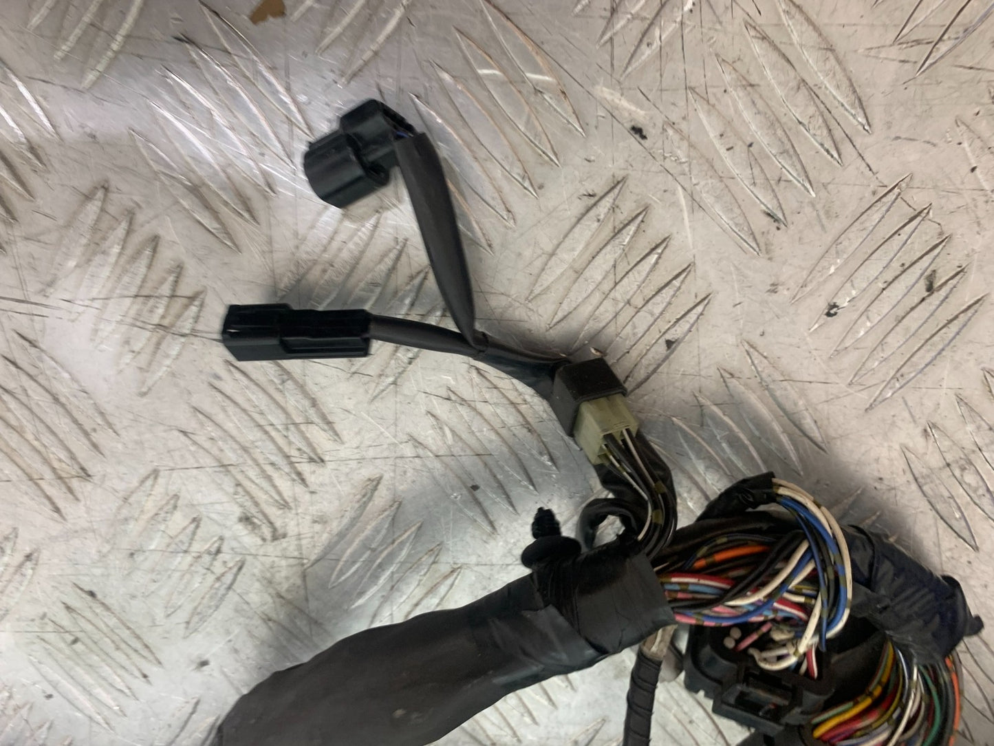 YAMAHA YZF R1 14 B BIG BANG WIRING LOOM  2009-11 (CMB1175)
